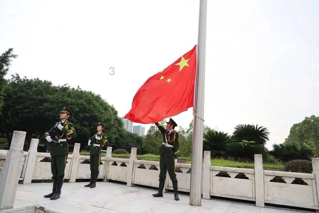 大连理工25岁研究生自杀？游戏画面
